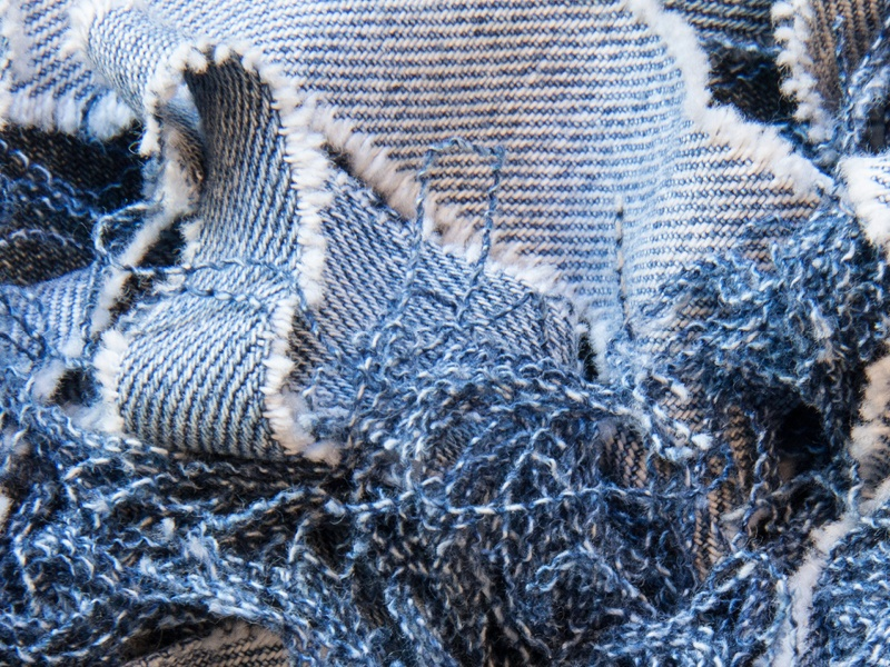 MUD Jeansの取り組みリサイクル繊維写真